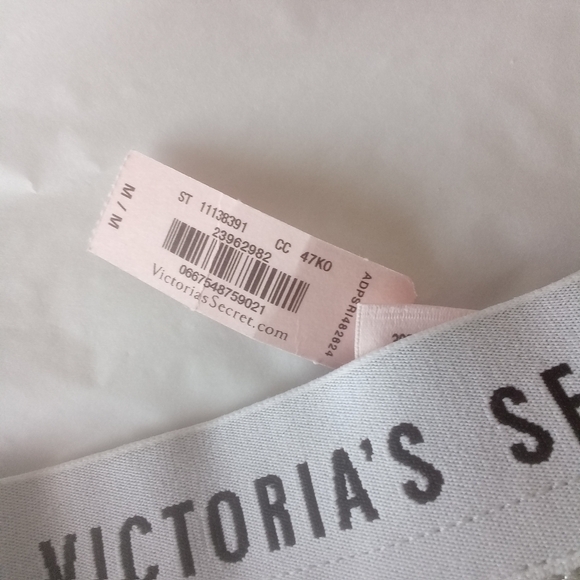 Victoria's Secret NWT Sparkly Plaid Sleep Shorts Cotton Modal Multi-Color Size M - Picture 3 of 8